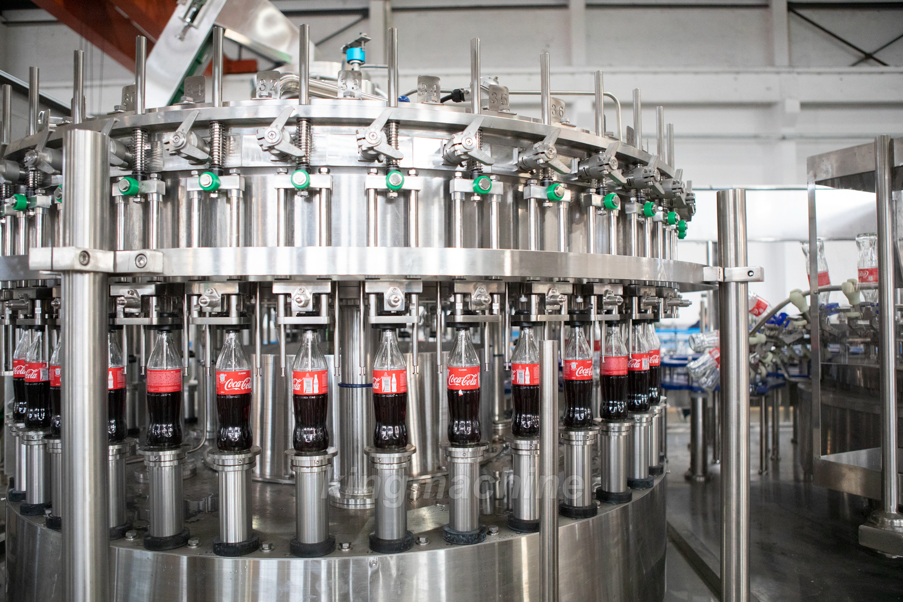 Изобарический наполнительный клапан