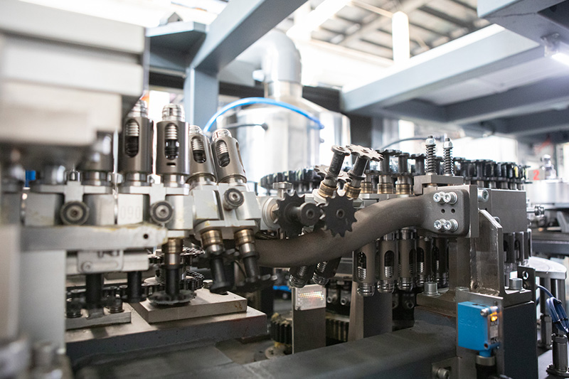 Машина для розлива молока на продажу